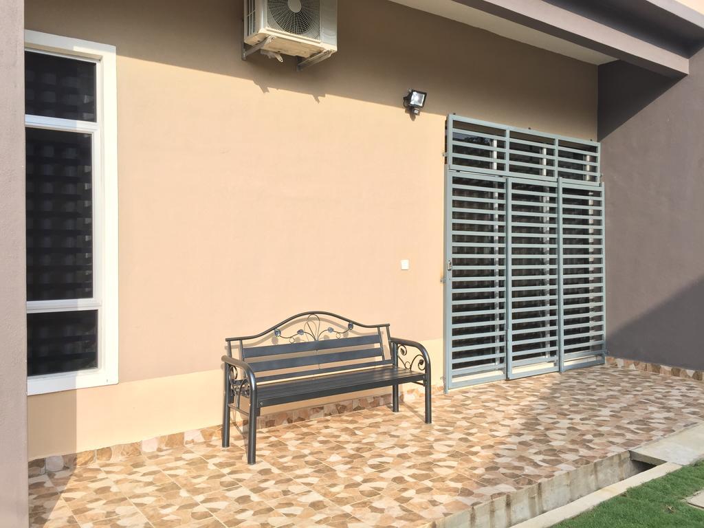 Ana Guest House Jalan Airport Kuantan Exterior foto