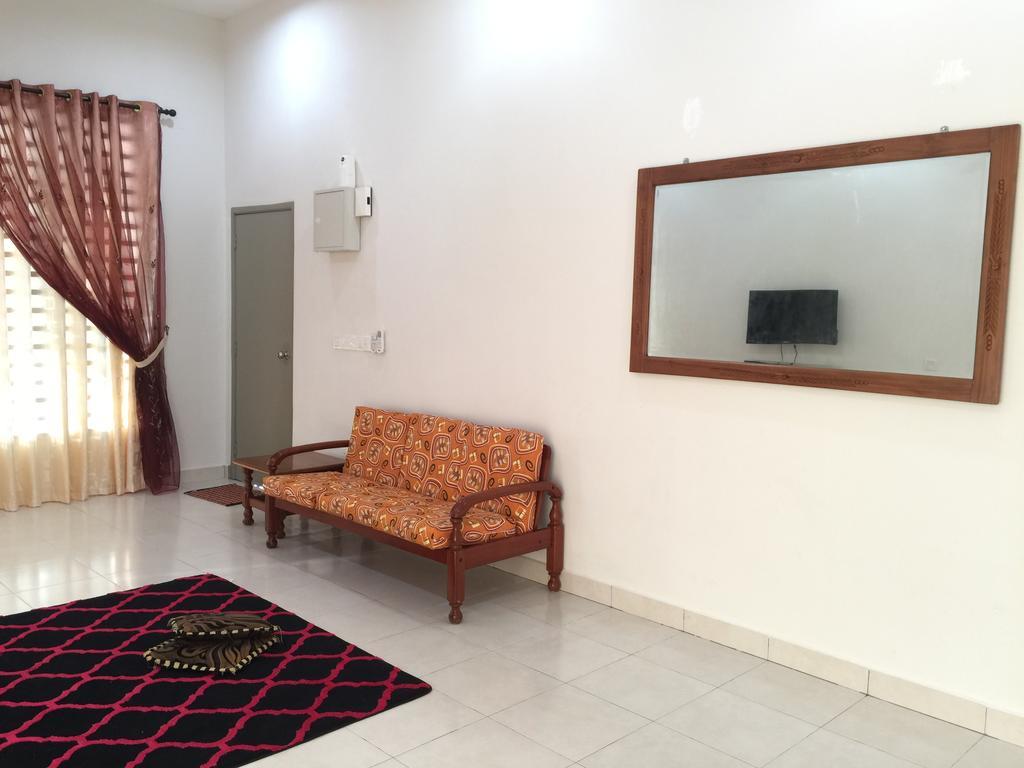 Ana Guest House Jalan Airport Kuantan Exterior foto