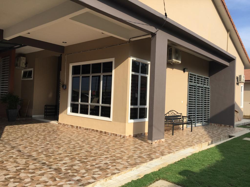 Ana Guest House Jalan Airport Kuantan Exterior foto